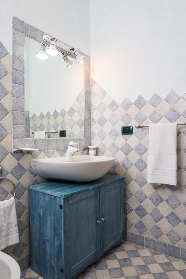 באיה סרדיניה Villa Iris With Pool מראה חיצוני תמונה