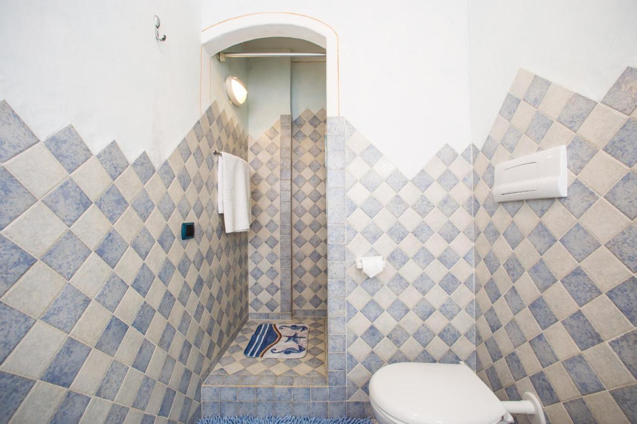 באיה סרדיניה Villa Iris With Pool מראה חיצוני תמונה