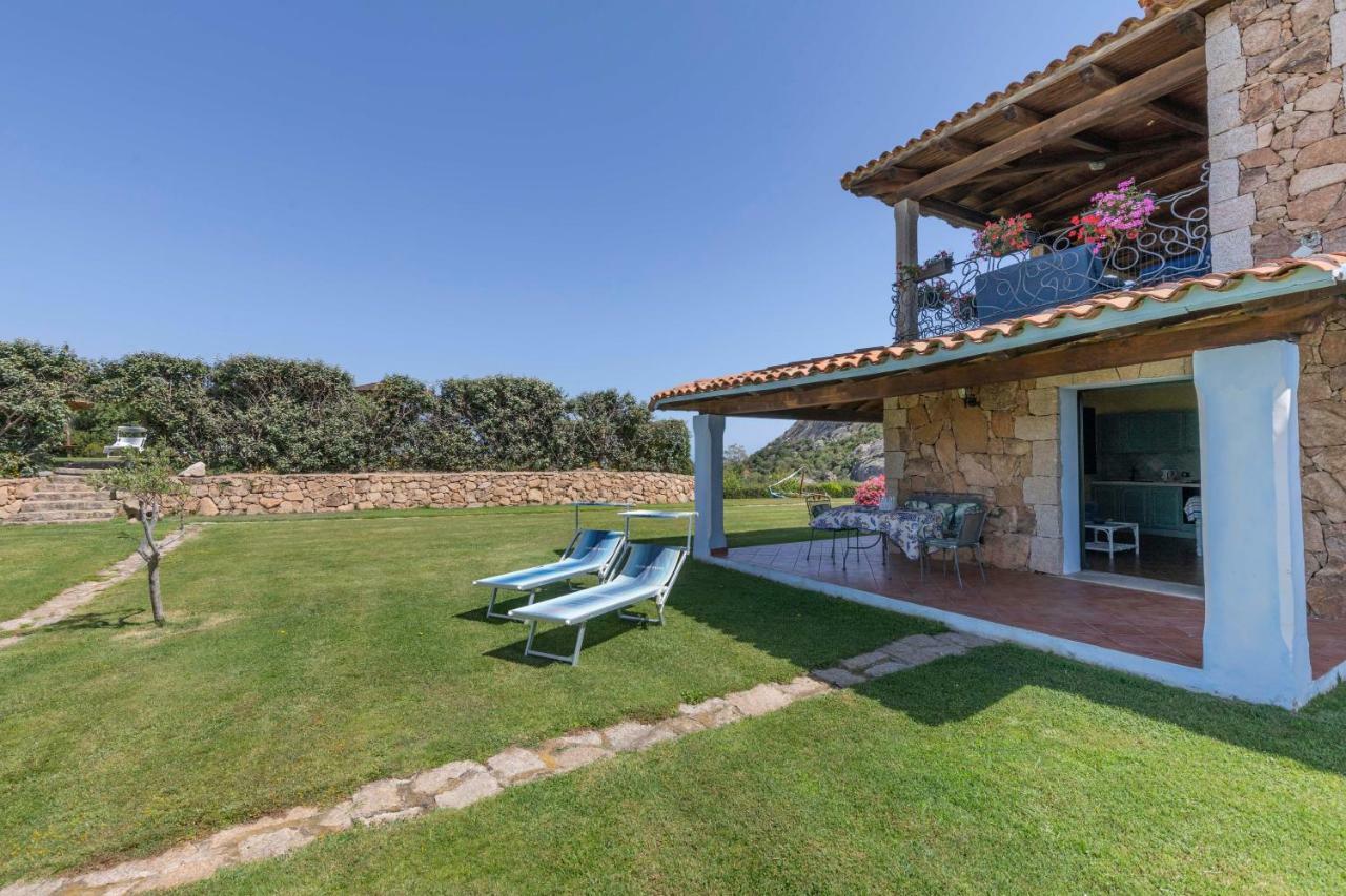 באיה סרדיניה Villa Iris With Pool מראה חיצוני תמונה
