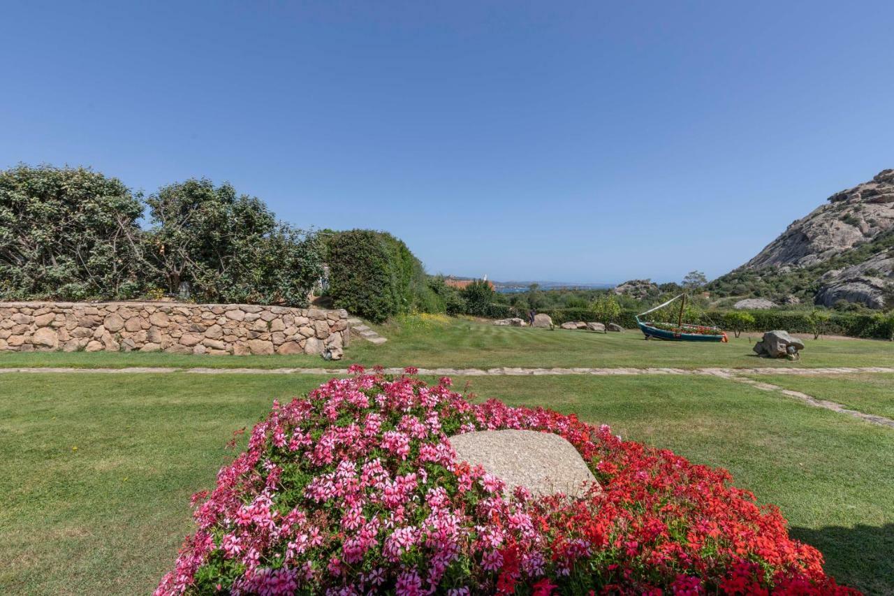 באיה סרדיניה Villa Iris With Pool מראה חיצוני תמונה