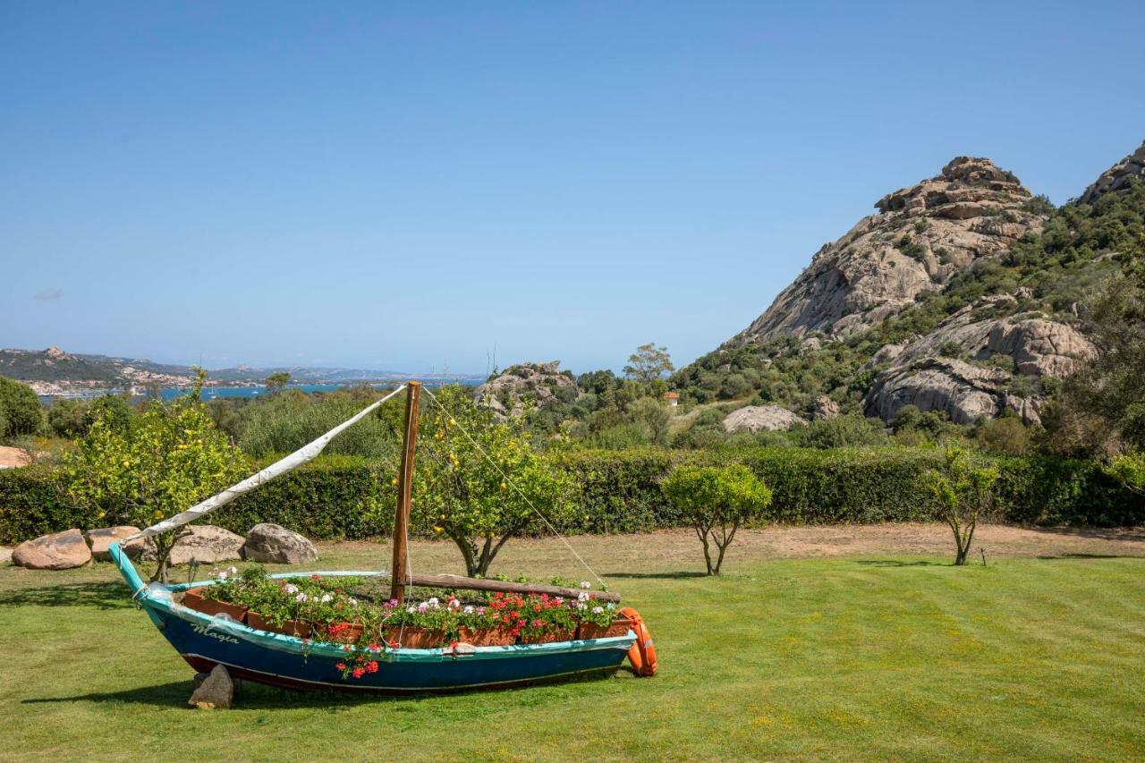 באיה סרדיניה Villa Iris With Pool מראה חיצוני תמונה